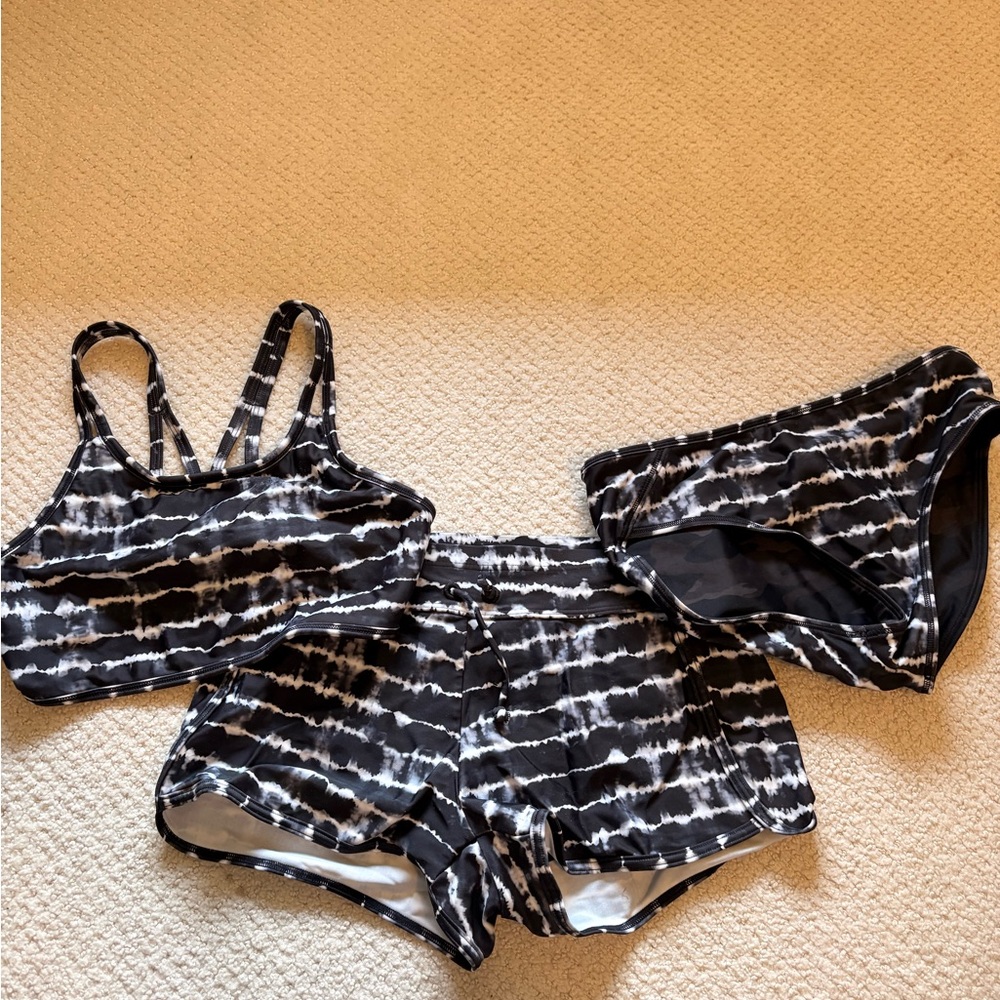 Athleta Girl Black and White Tie-Dye swimsuit set